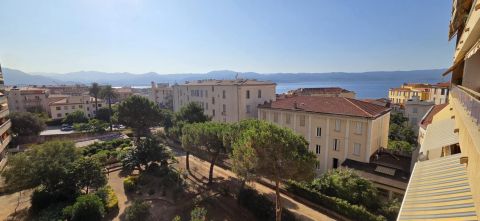 A louer APPARTEMENT T3 79 M2 TERRASSE VUE MER AJACCIO