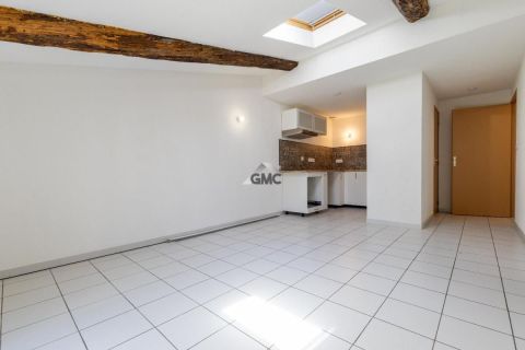 A louer APPARTEMENT T2 37 M2  PEZENAS