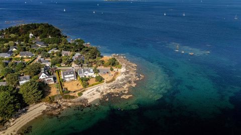 vente Maison vue mer et accès direct à la plage à Concarneau Le Cabellou