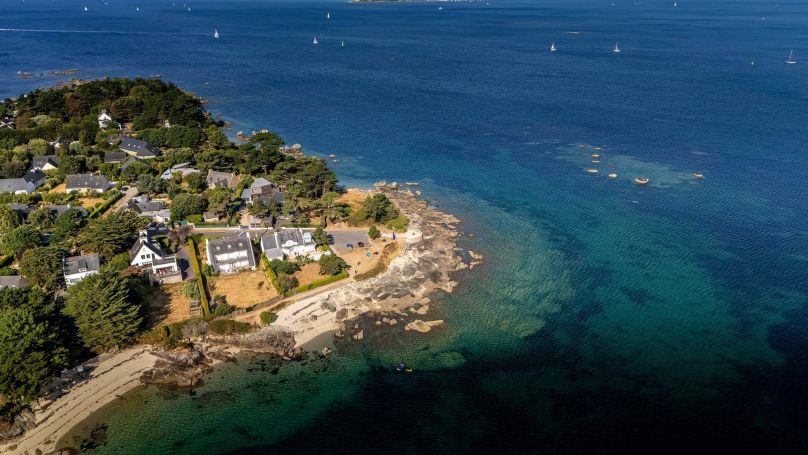 A vendre MAISON 5 PIECES 96 M&sup2; ACCES DIRECT PLAGE CONCARNEAU- LE CABELLOU