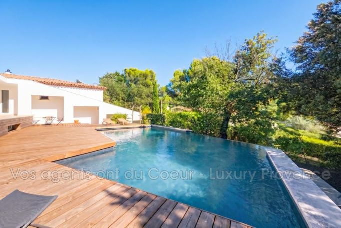 A louer MAISON CONTEMPORAINE MIMET