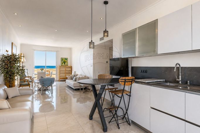 A louer APPARTEMENT T3 97 M2 TERRASSE VUE MER NICE