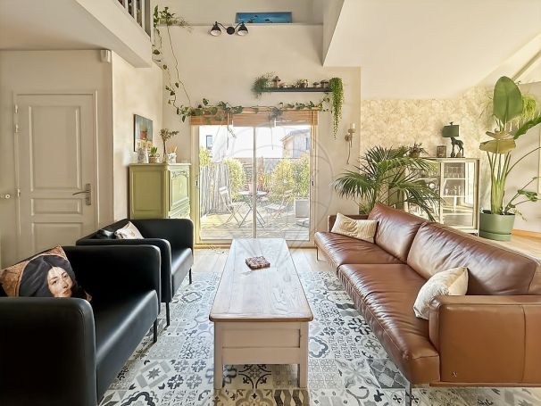 A louer MAISON  D'ARCHITECTE  SAINTE LUCE SUR LOIRE
