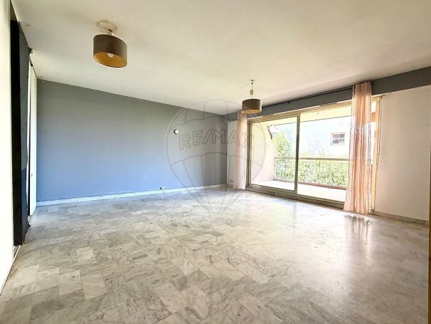 A louer APPARTEMENT T3 67 M2 TERRASSE BORD DE MER NICE