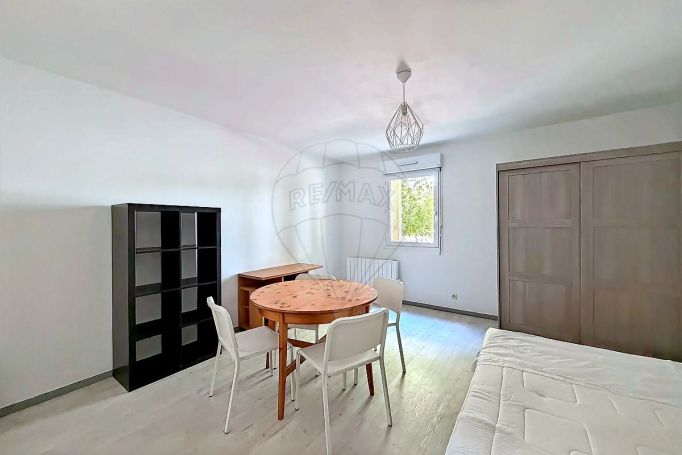 A louer STUDIO  24 M2  NANTES
