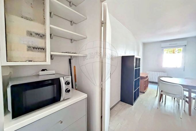 A louer STUDIO  24 M2  NANTES