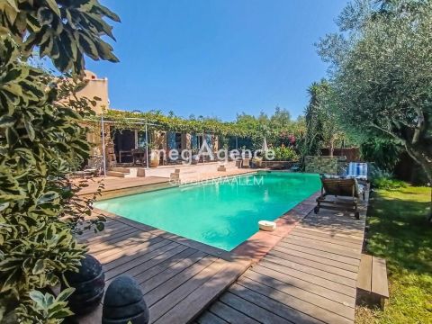 A vendre MAISON  7 PIECES 170 M2 BORD DE MER GRIMAUD