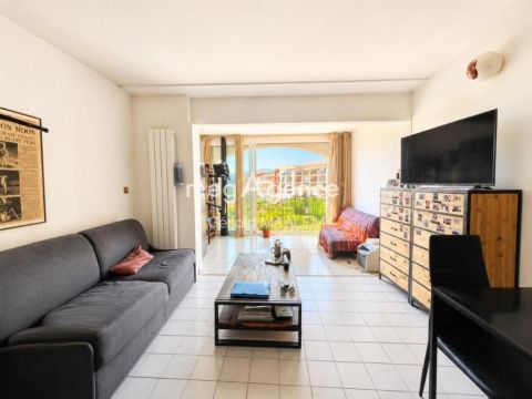 A louer APPARTEMENT T2 32 M2 BORD DE MER GASSIN