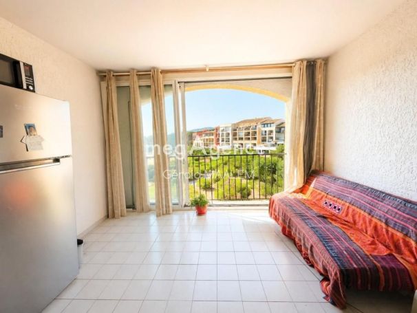 A louer APPARTEMENT T2 38 M2 BORD DE MER GASSIN