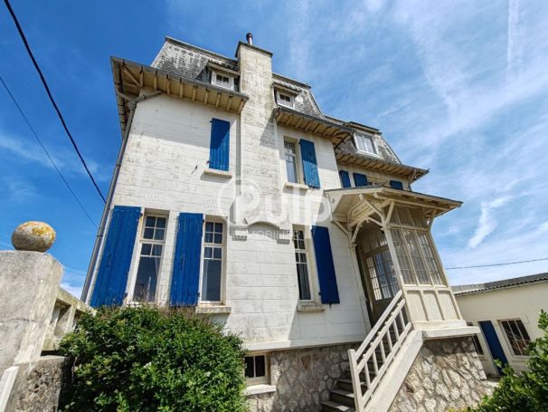 A vendre MAISON  9 PIECES 272 M2 BORD DE MER AMBLETEUSE