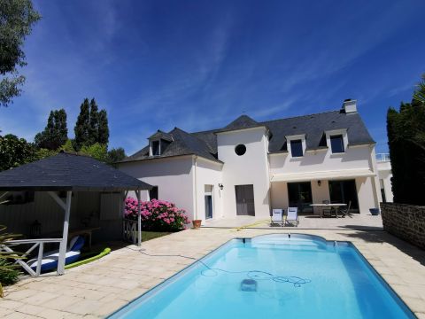 vente Maison contemporaine avec piscine et grand jardin à Saint-Malo