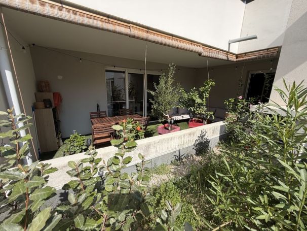 A louer APPARTEMENT T2 42 M2 TERRASSE  MARSEILLE 13EME