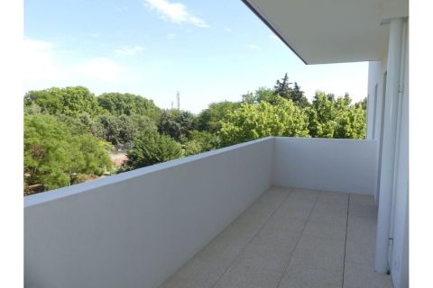 A louer APPARTEMENT T3 65 M2 TERRASSE BORD DE MER AGDE