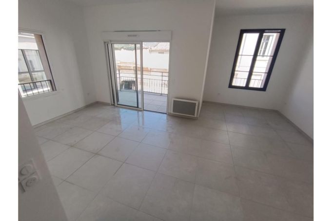 A louer APPARTEMENT NEUF T3 62 M2 TERRASSE BORD DE MER MAUGUIO