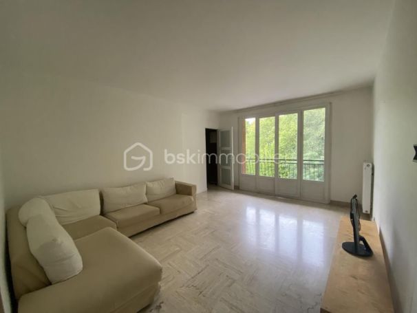 A louer APPARTEMENT T4 81 M2  AIX EN PROVENCE