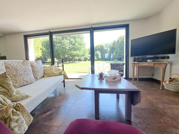 A louer LONGèRE  7 PIECES 215 M2  CRAMONT