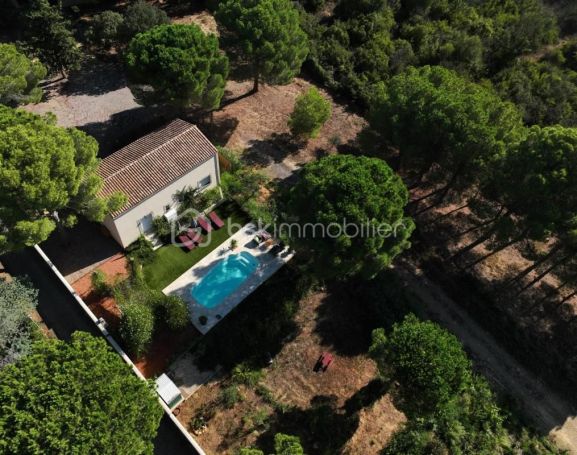 A louer MAISON  7 PIECES 150 M2  MARAUSSAN