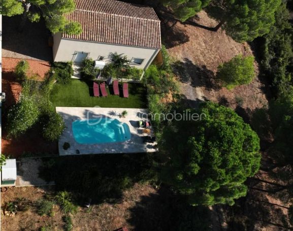 A louer MAISON  7 PIECES 150 M2  MARAUSSAN