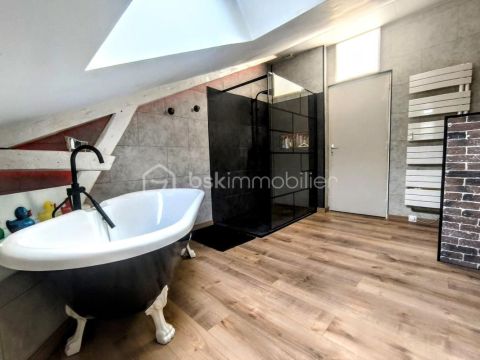 A louer LOFT T5 245 M2 BORD DE MER LE HAVRE