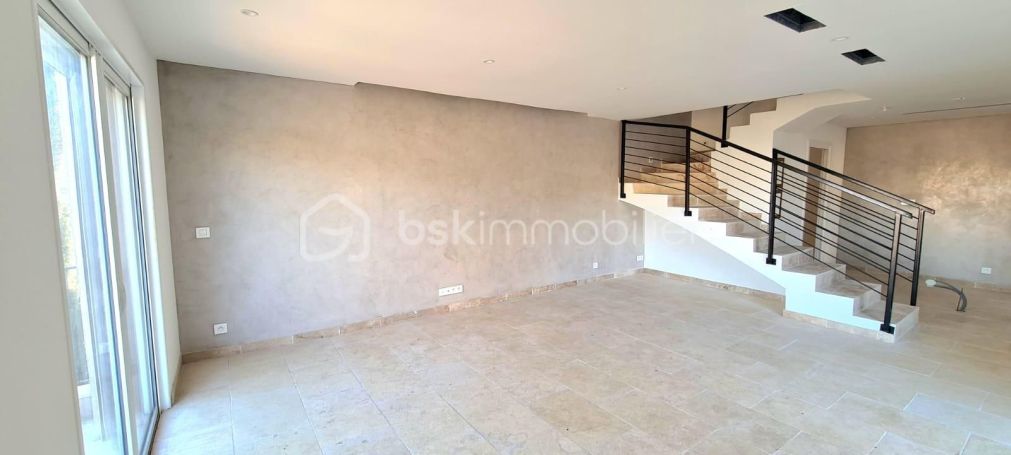 A louer MAISON  CONTEMPORAINE BORD DE MER SAINTE MAXIME