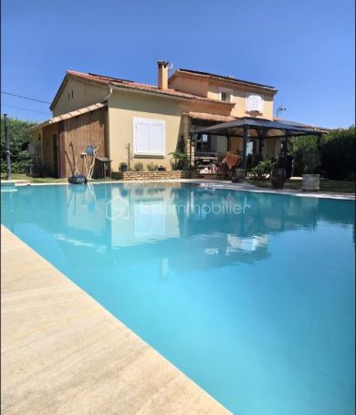 A louer MAISON  5 PIECES 150 M2  SAINT NAZAIRE