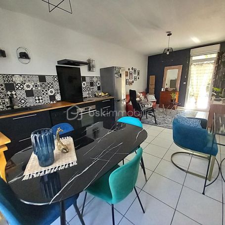 A louer APPARTEMENT T2 46 M2 TERRASSE  CLERMONT L HERAULT