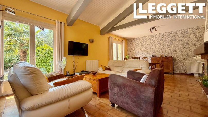 A vendre MAISON  4 PIECES 113 M2  VERNET LES BAINS
