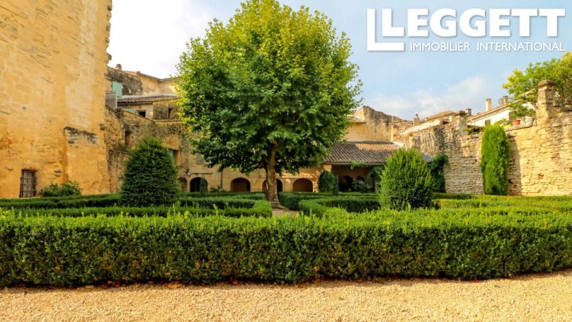 A louer APPARTEMENT DUPLEX T4 67 M2  UZES