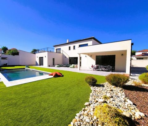 A louer MAISON  D'ARCHITECTE  TOURBES
