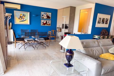 A louer APPARTEMENT DE PRESTIGE T3 91 M2 TERRASSE AIX EN PROVENCE