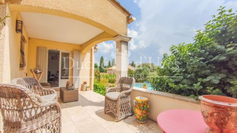 A louer MAISON  4 PIECES 90 M2  UZES