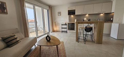 A louer APPARTEMENT T2 40 M2 TERRASSE BORD DE MER LA ROCHELLE