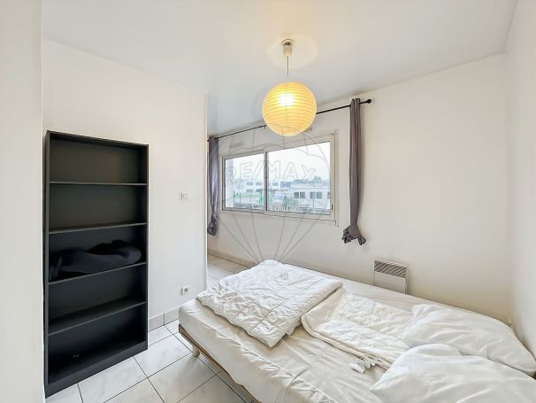 A louer STUDIO  25 M2  NANTES