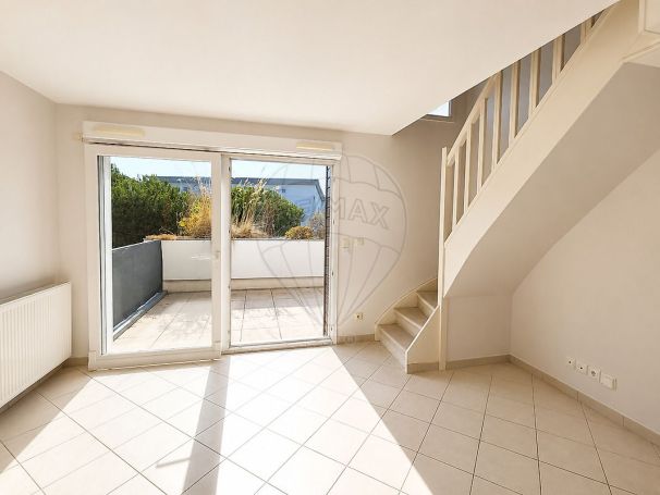 A louer APPARTEMENT DUPLEX T2 43 M2 TERRASSE BORD DE MER SAINT NAZAIRE