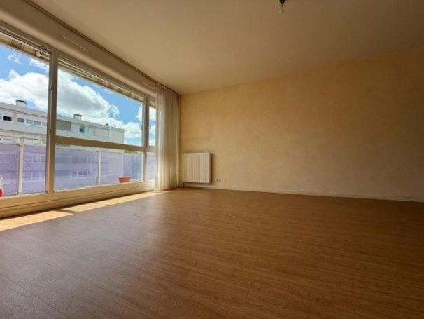A louer APPARTEMENT T4 81 M2  NANTES