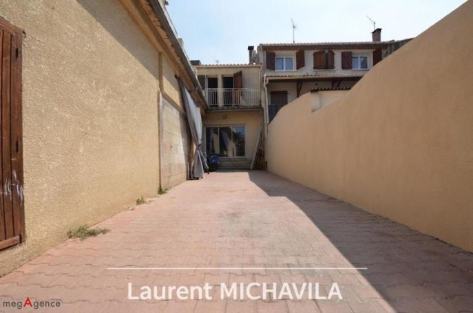 A louer MAISON  DE MAîTRE  VILLENEUVE LES BEZIERS