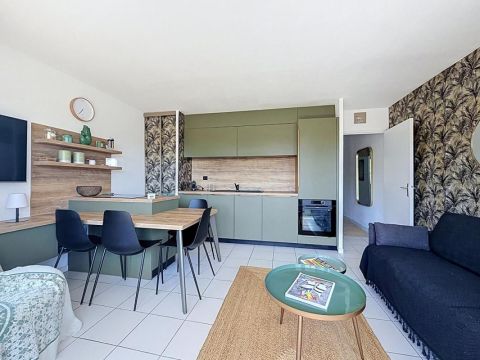A louer APPARTEMENT T2 38 M2 TERRASSE BORD DE MER LA BAULE ESCOUBLAC