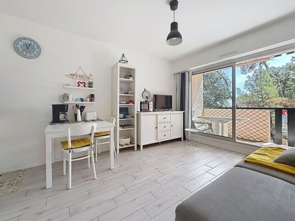 A louer STUDIO  23 M2 BORD DE MER LA BAULE ESCOUBLAC