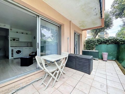 A louer APPARTEMENT T2 31 M2 TERRASSE PLAGE à PIED LA BAULE ESCOUBLAC