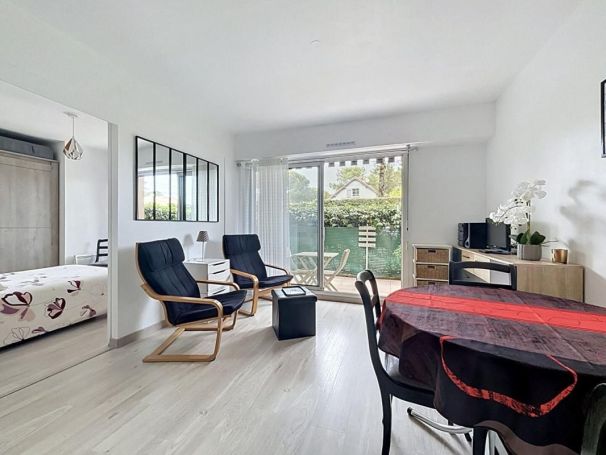 A louer APPARTEMENT T2 31 M2 TERRASSE PLAGE à PIED LA BAULE ESCOUBLAC