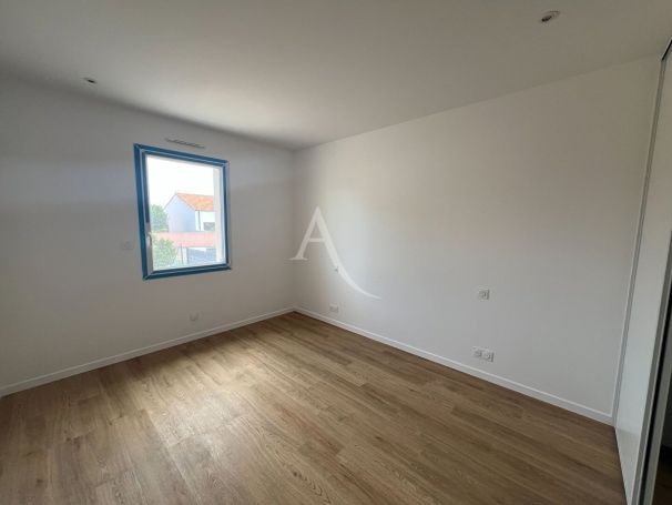 A vendre MAISON  4 PIECES 87 M2  SAINT HILAIRE LA FORET