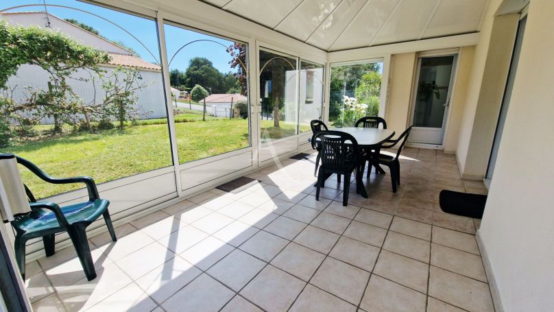 A vendre MAISON  6 PIECES 99 M2 BORD DE MER TALMONT SAINT HILAIRE