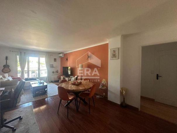 A louer APPARTEMENT T3 70 M2 BORD DE MER CAGNES SUR MER