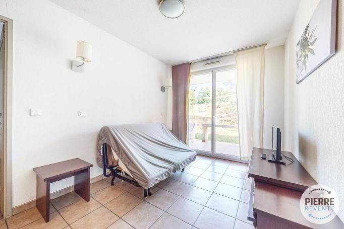 A louer APPARTEMENT T2 34 M2 BORD DE MER SIX FOURS LES PLAGES
