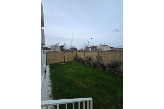 A louer APPARTEMENT T3 77 M2 TERRASSE TALENCE