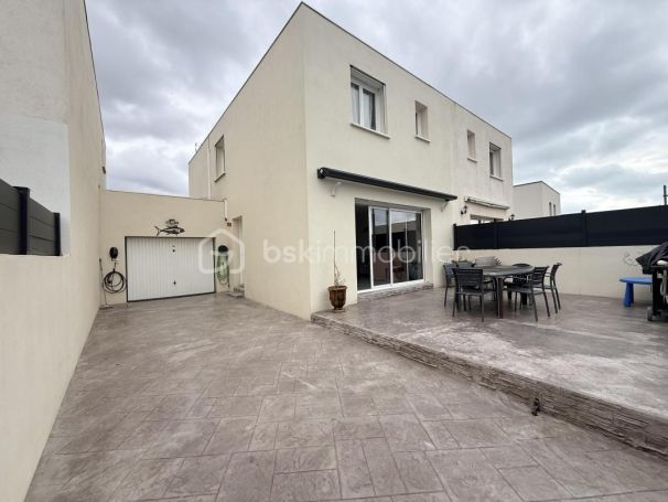 A vendre MAISON  4 PIECES 90 M2 BORD DE MER FRONTIGNAN