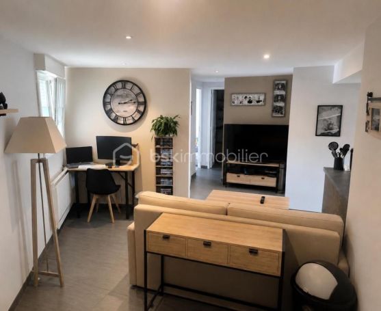 A louer APPARTEMENT T2 55 M2  DOZULE