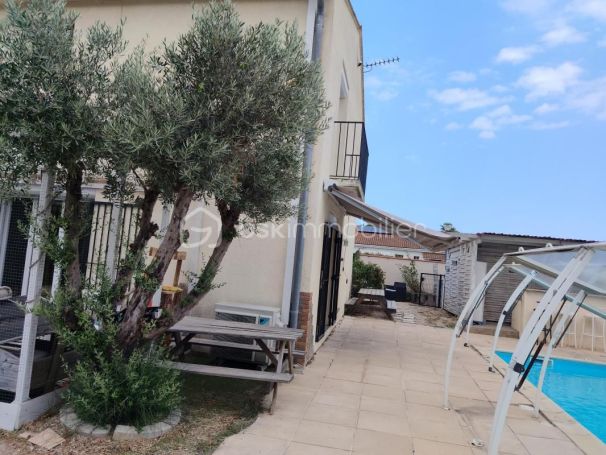 A louer LOFT  5 PIECES 100 M2 BORD DE MER SAINT CYPRIEN
