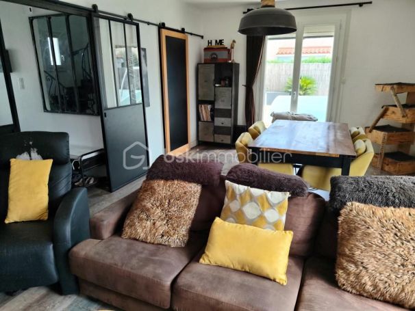 A louer LOFT  5 PIECES 100 M2 BORD DE MER SAINT CYPRIEN