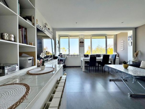 A louer APPARTEMENT DUPLEX T4 68 M2 BORD DE MER HYERES